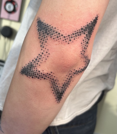 Dotted star, tattoo by Lily Spade, Dawnbringer Tattoo, Kansas City